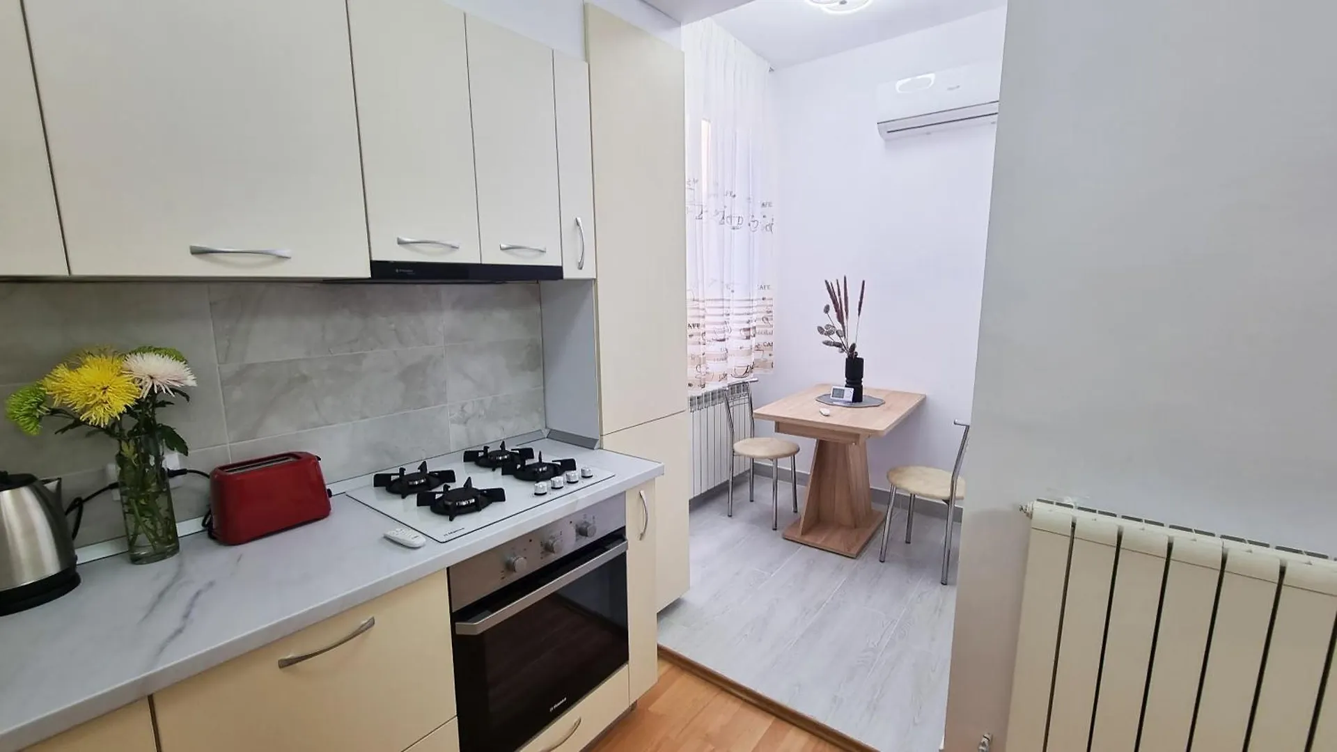 Apartment Universitate Hob - Ap2 Univibe 1Br Chic & Cozy Bucharest Romania