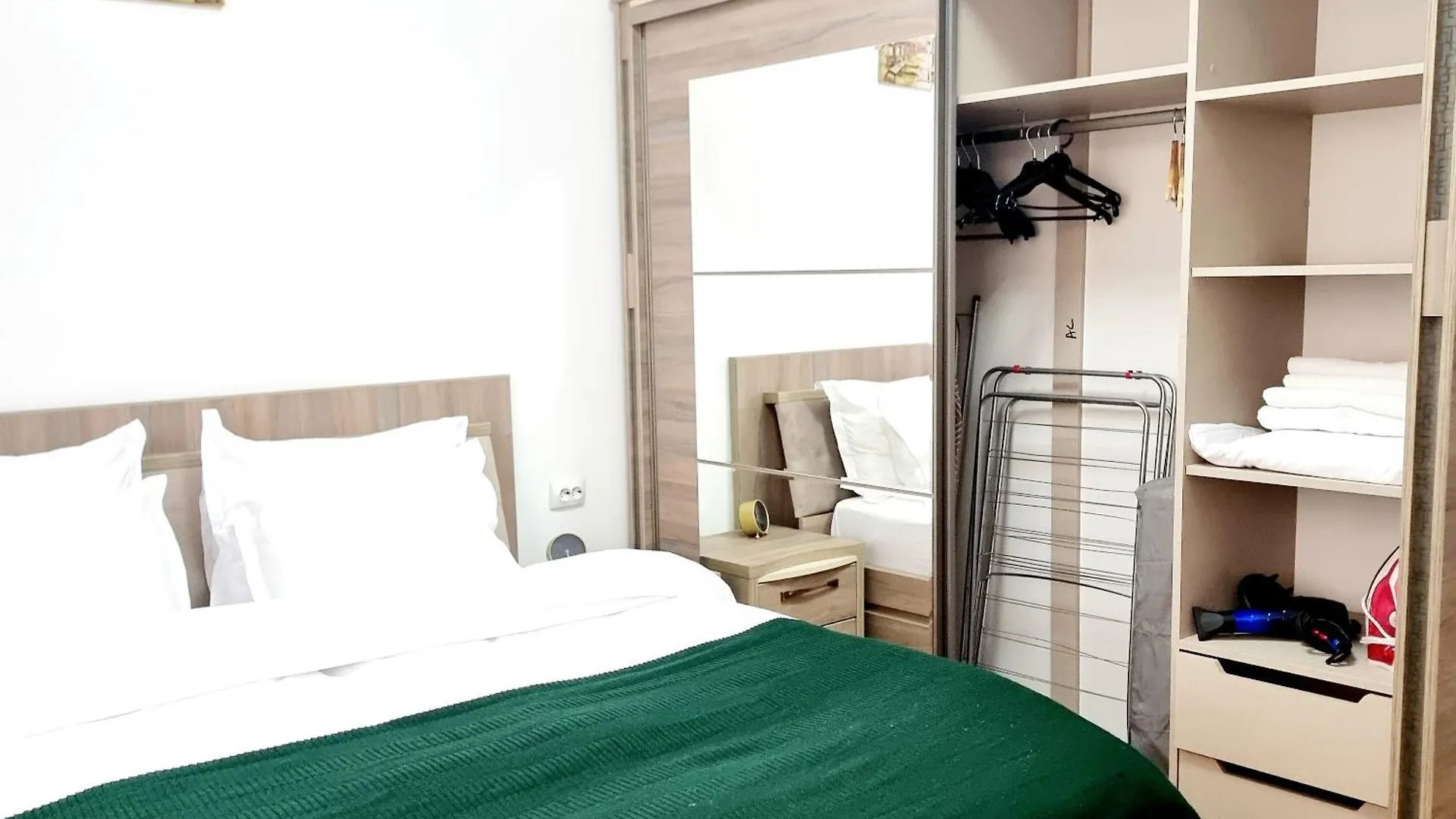 Apartment Universitate Hob - Ap2 Univibe 1Br Chic & Cozy Bucharest Romania